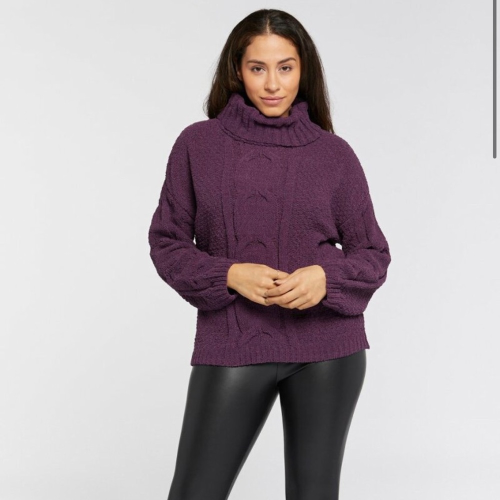 Seven7 CABLE KNIT COWL NECK SWEATER‎